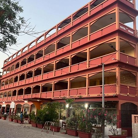מורונדבה Hotel Menabe מראה חיצוני תמונה