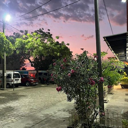 מורונדבה Hotel Menabe מראה חיצוני תמונה