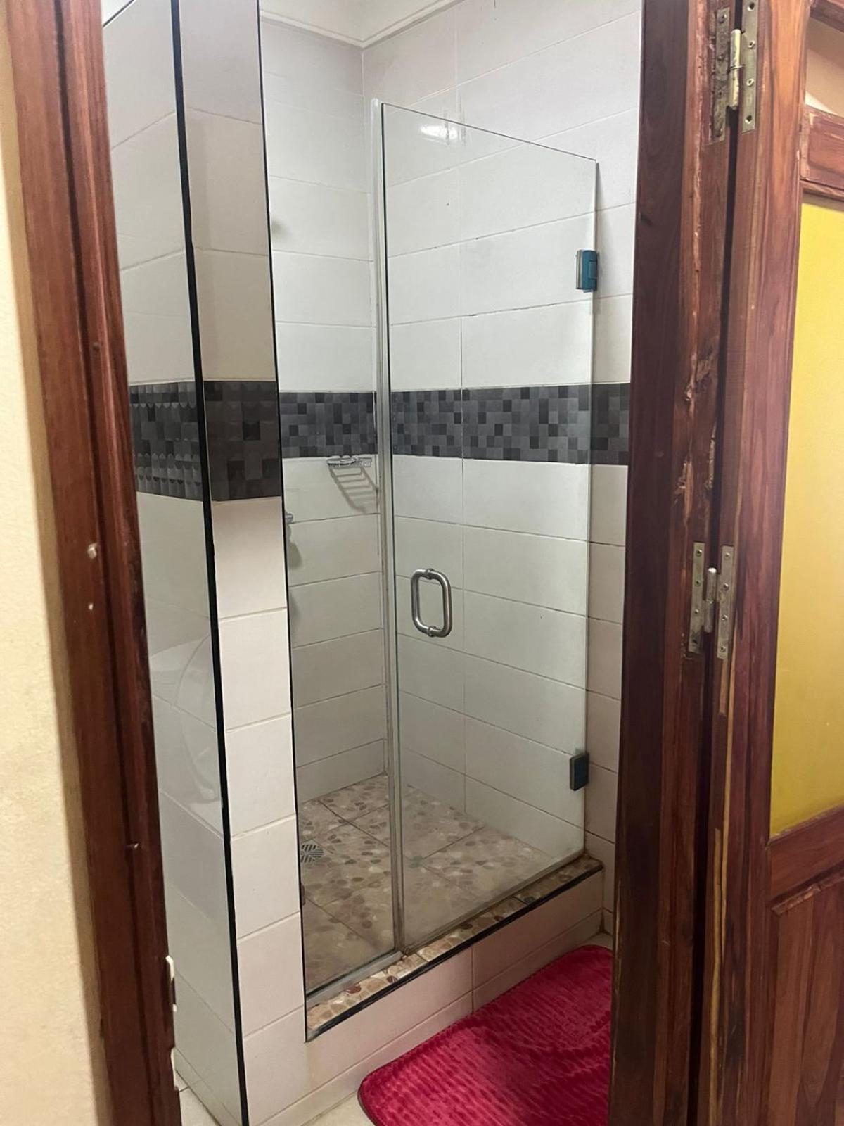 מורונדבה Hotel Menabe מראה חיצוני תמונה