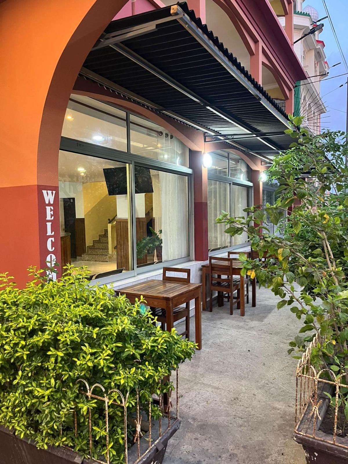 מורונדבה Hotel Menabe מראה חיצוני תמונה