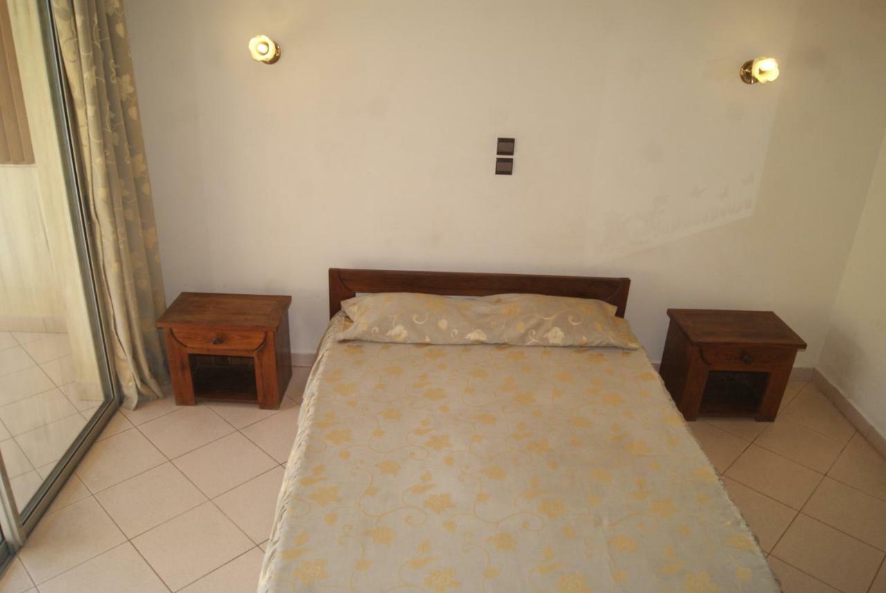 מורונדבה Hotel Menabe מראה חיצוני תמונה